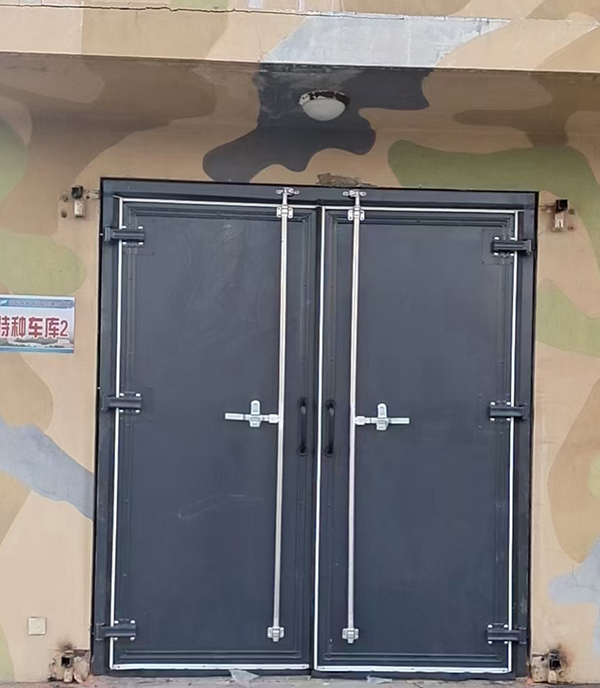 泽库工业平开门