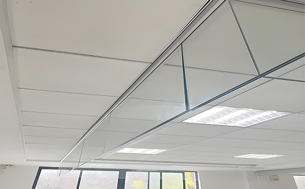 泽库玻璃挡烟垂壁