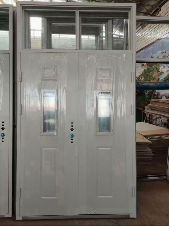 泽库学校教室门 泽库学校教室门