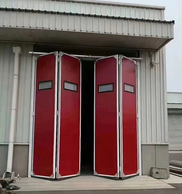 泽库工业折叠门在大型装配车间出入口的应用实例