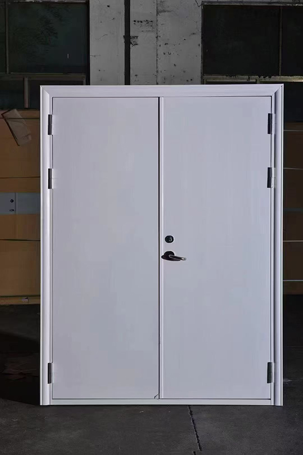 酒店项目完成公共区域泽库防火门布设